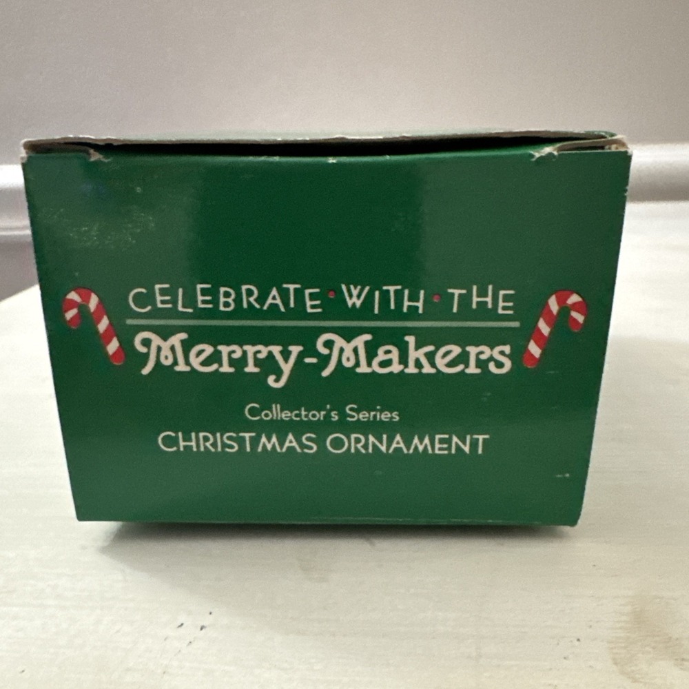 Vintage Gibson Greetings Merry Makers 1990 Porcelain Christmas Bell Ornament‎ - Picture 9 of 10